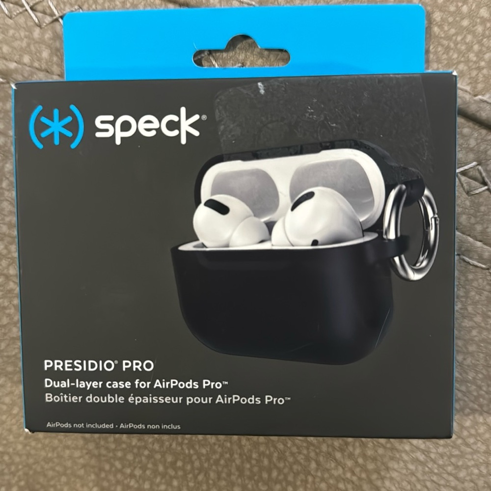 Speck Presidio Pro Dual-layer case for AirPods Pro